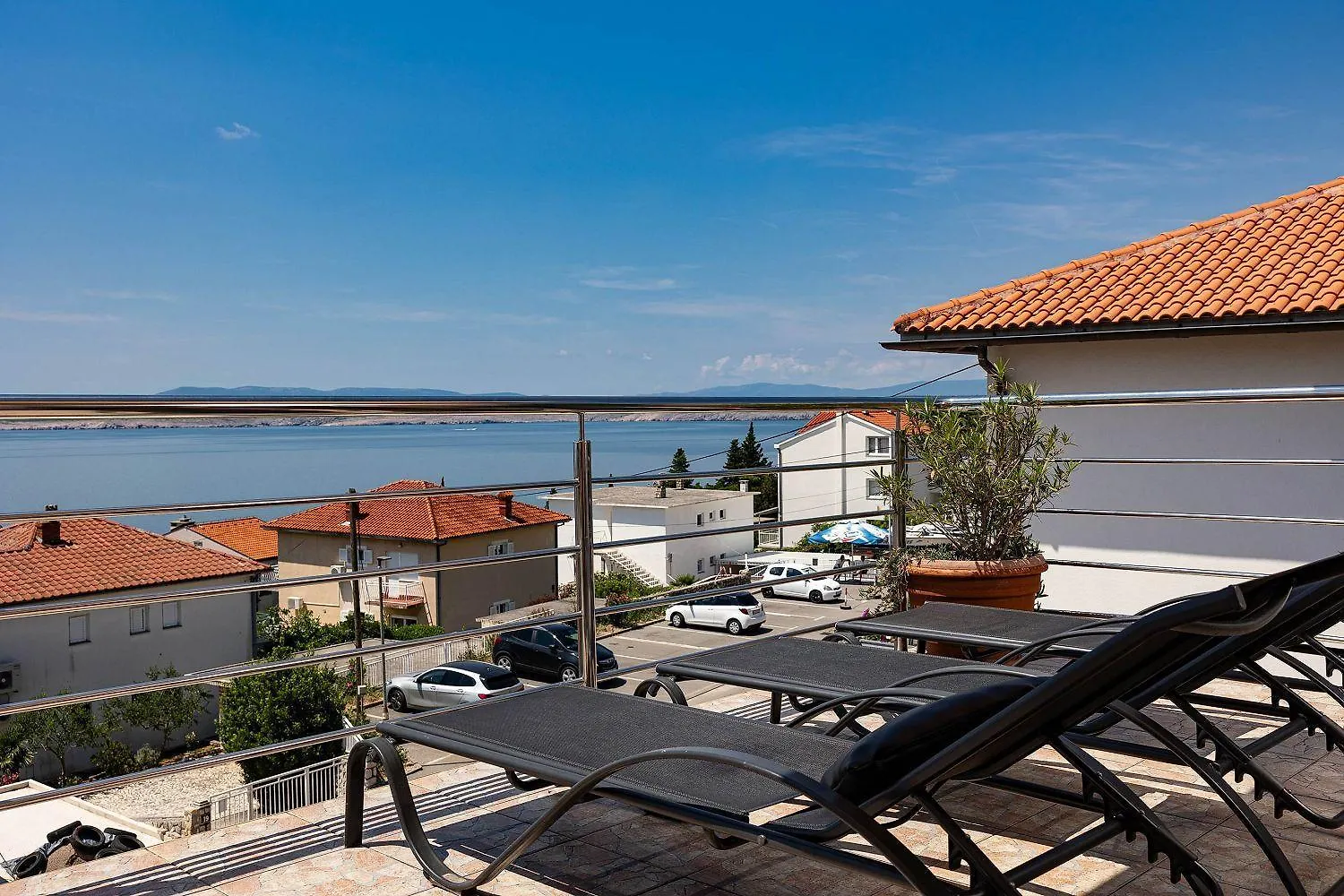 Apartment Traumhaftes Penthouse Nur 400 Meter Zum Strand Mit Meerblick, Pool, Spielplatz, Grill Dramalj Croatia