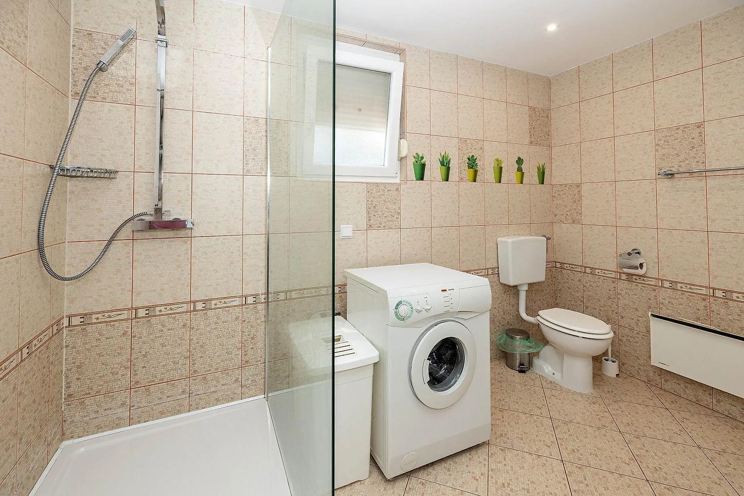 Apartment Traumhaftes Penthouse Nur 400 Meter Zum Strand Mit Meerblick, Pool, Spielplatz, Grill Dramalj